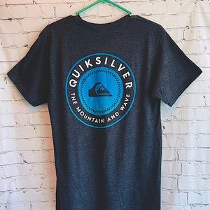 NWT Quiksilver Short Sleeve T-Shirt With Graphics.  Dark Grey Size Men’s Medium